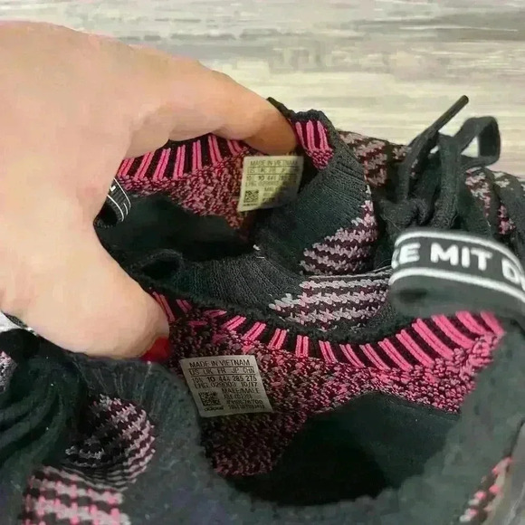 Adidas NMD R1 STLT Primeknit Sneakers Black Solar Pink Men’s 10.5 - Picture 9 of 11